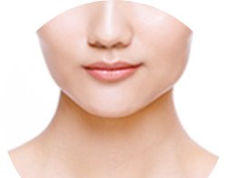3D사각턱 유형 02 — 입술 아래 턱·목 정면 사진