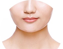 3D사각턱 유형 04 — 입술 아래 턱·목 정면 사진